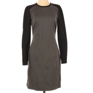 NWOT Banana Republic Dress Size 0.Lots of stretch! Gray front Black sleeves/back